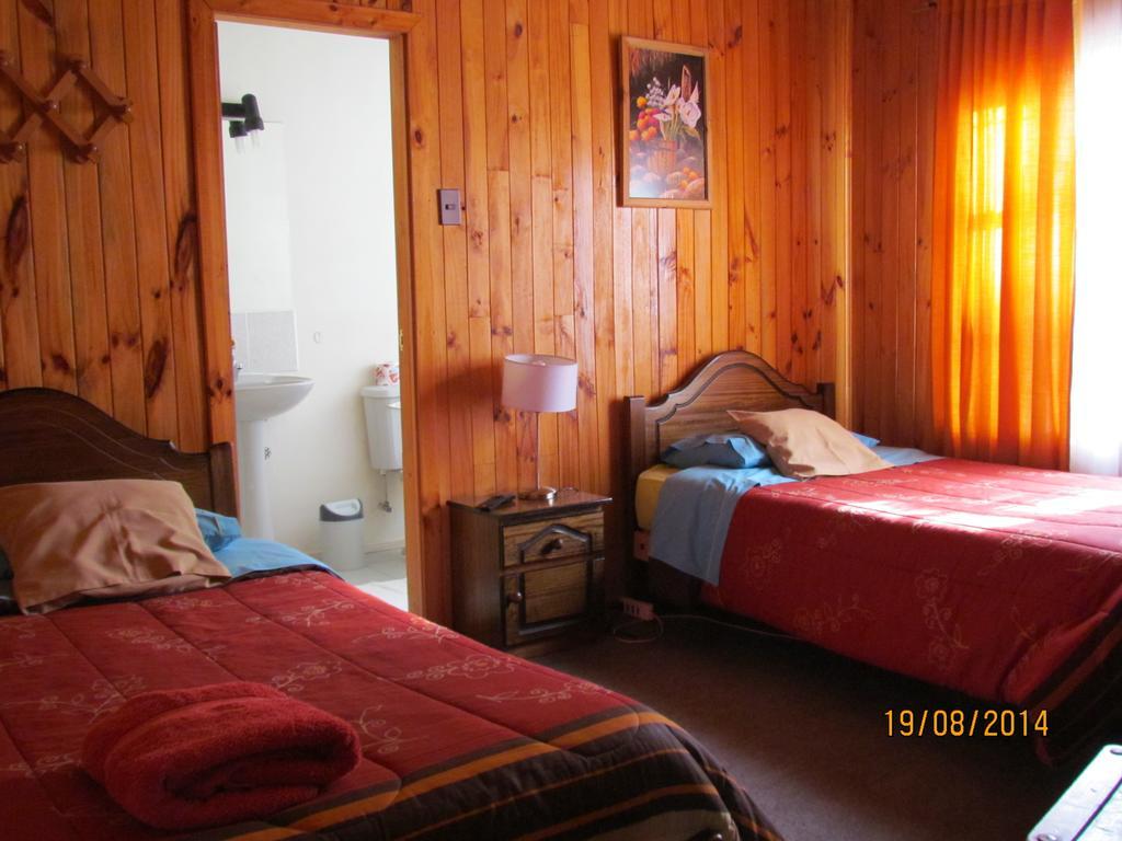 Hosteria Catalina Sm Hornopiren Zimmer foto
